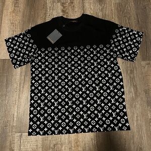 Louis Vuitton T-Shirt